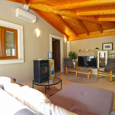 Apartments Kristina 1531 พูลา ภายนอก รูปภาพ