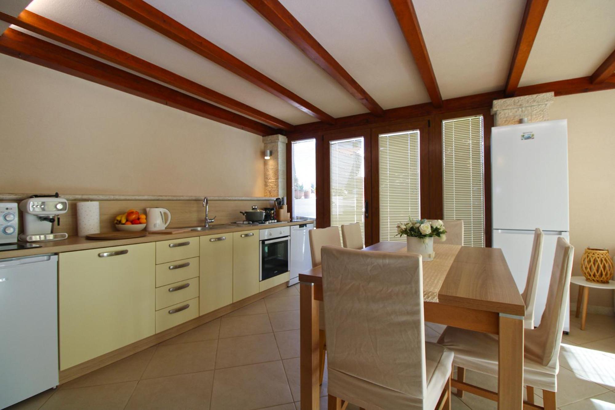 Apartments Kristina 1531 พูลา ภายนอก รูปภาพ